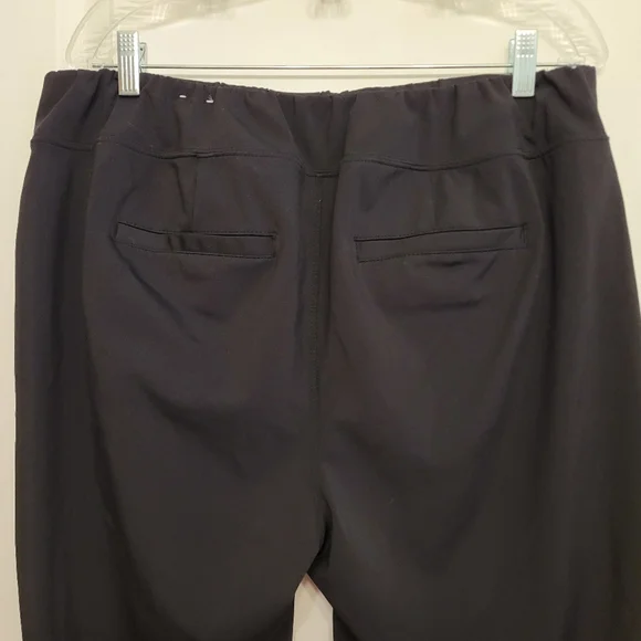 Lane Bryant LIVI Active Capri Knit Trouser Black Like New Sz 14/16 - Picture 5 of 7